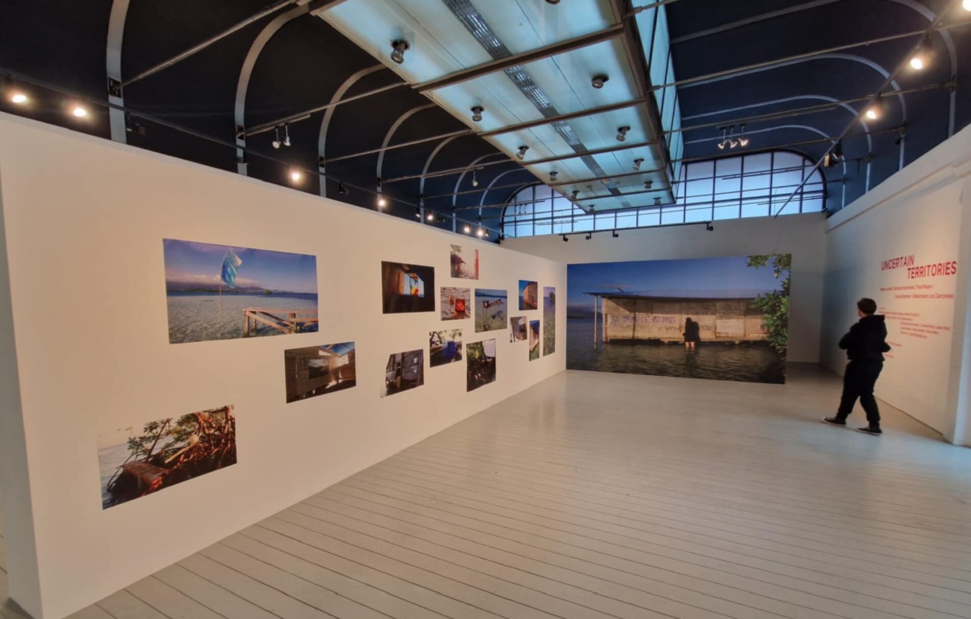 Fragment wystawy Uncertain Territories